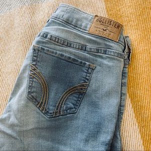 Hollister Super Skinny Jeans
